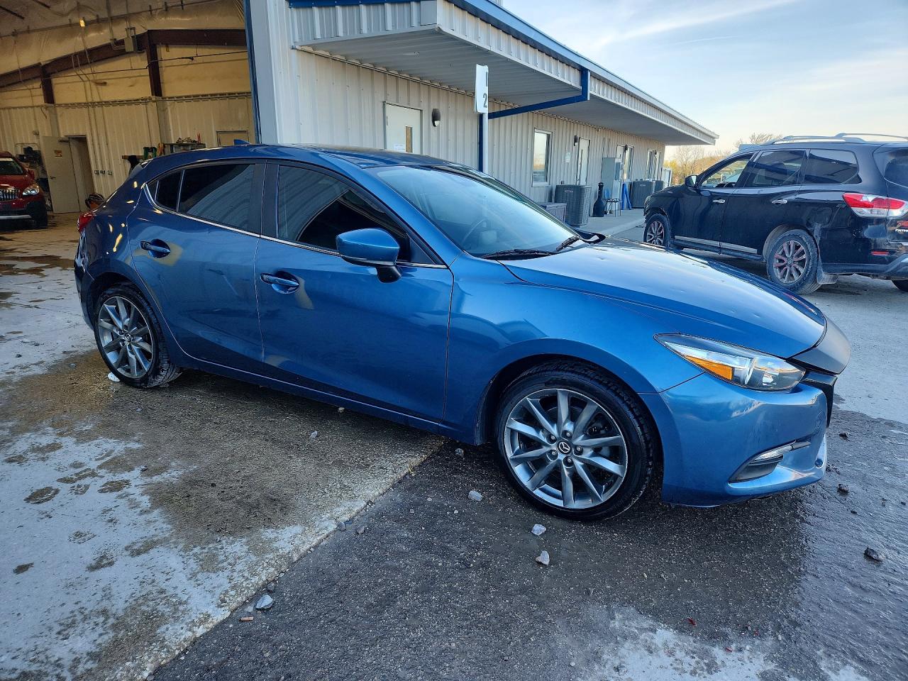2018 MAZDA 3 TOURING photo 10