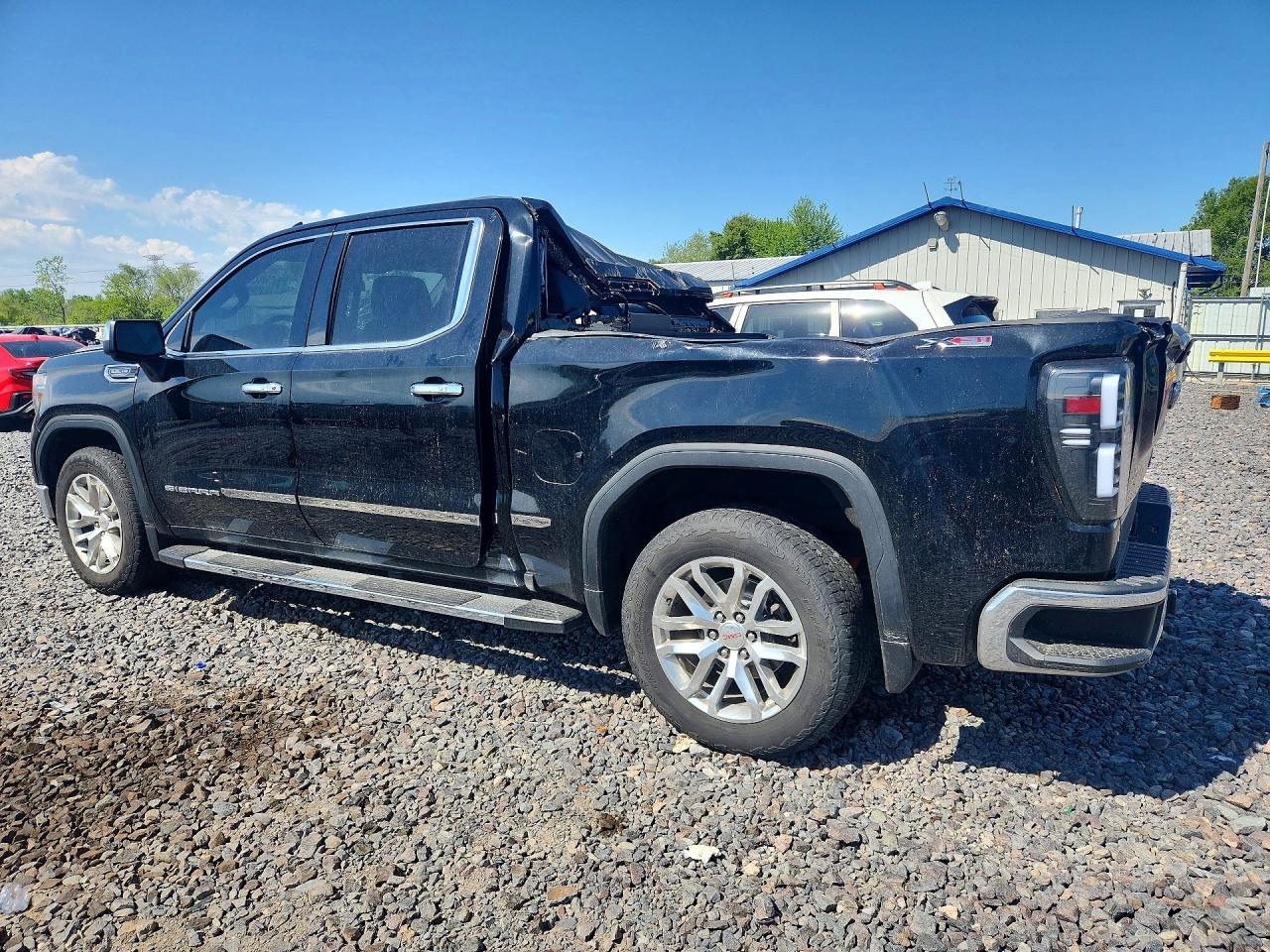 2020 GMC SIERRA K1500 SLT photo 4