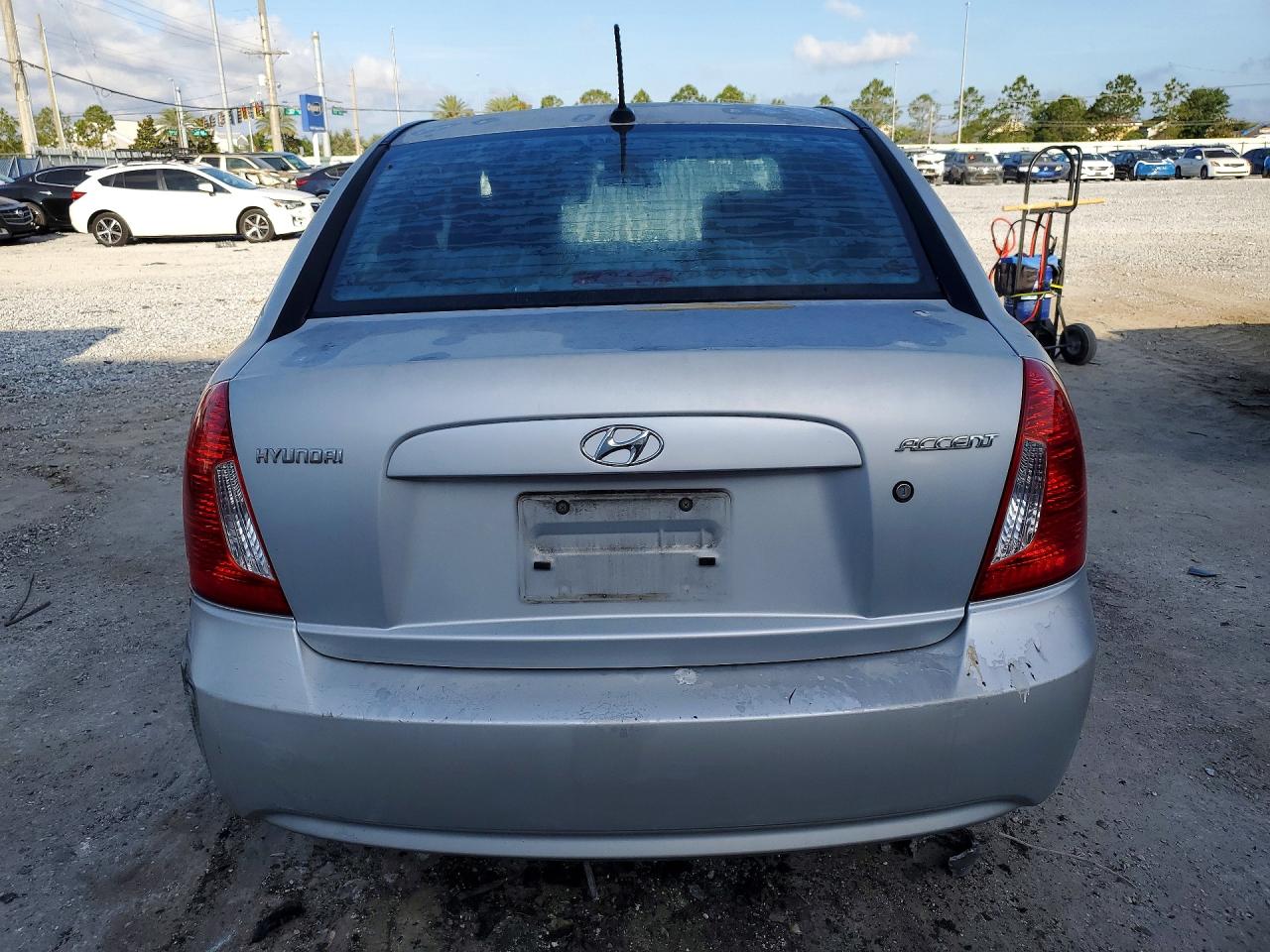 2010 HYUNDAI ACCENT GLS photo 16