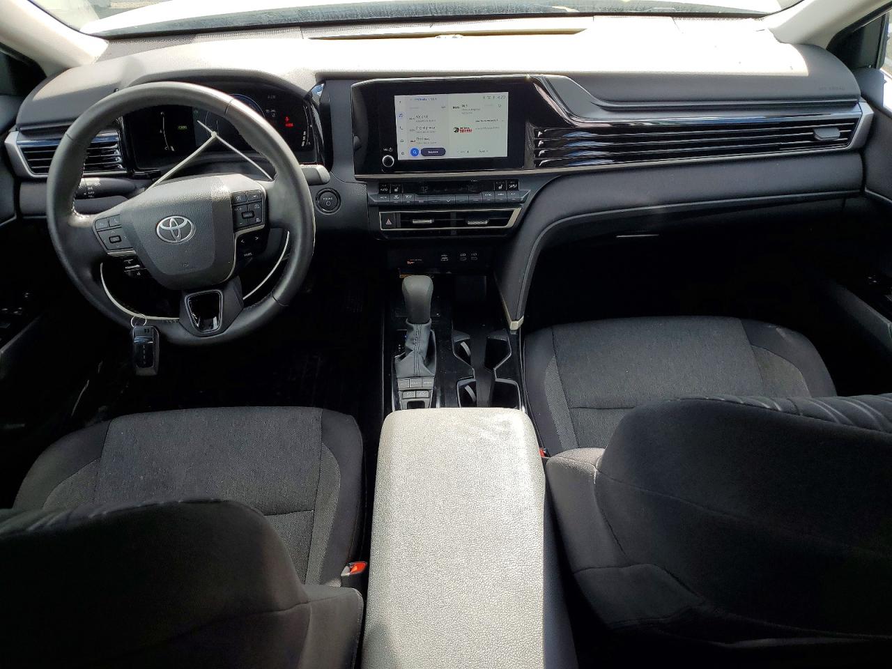 2025 TOYOTA CAMRY LE photo 8