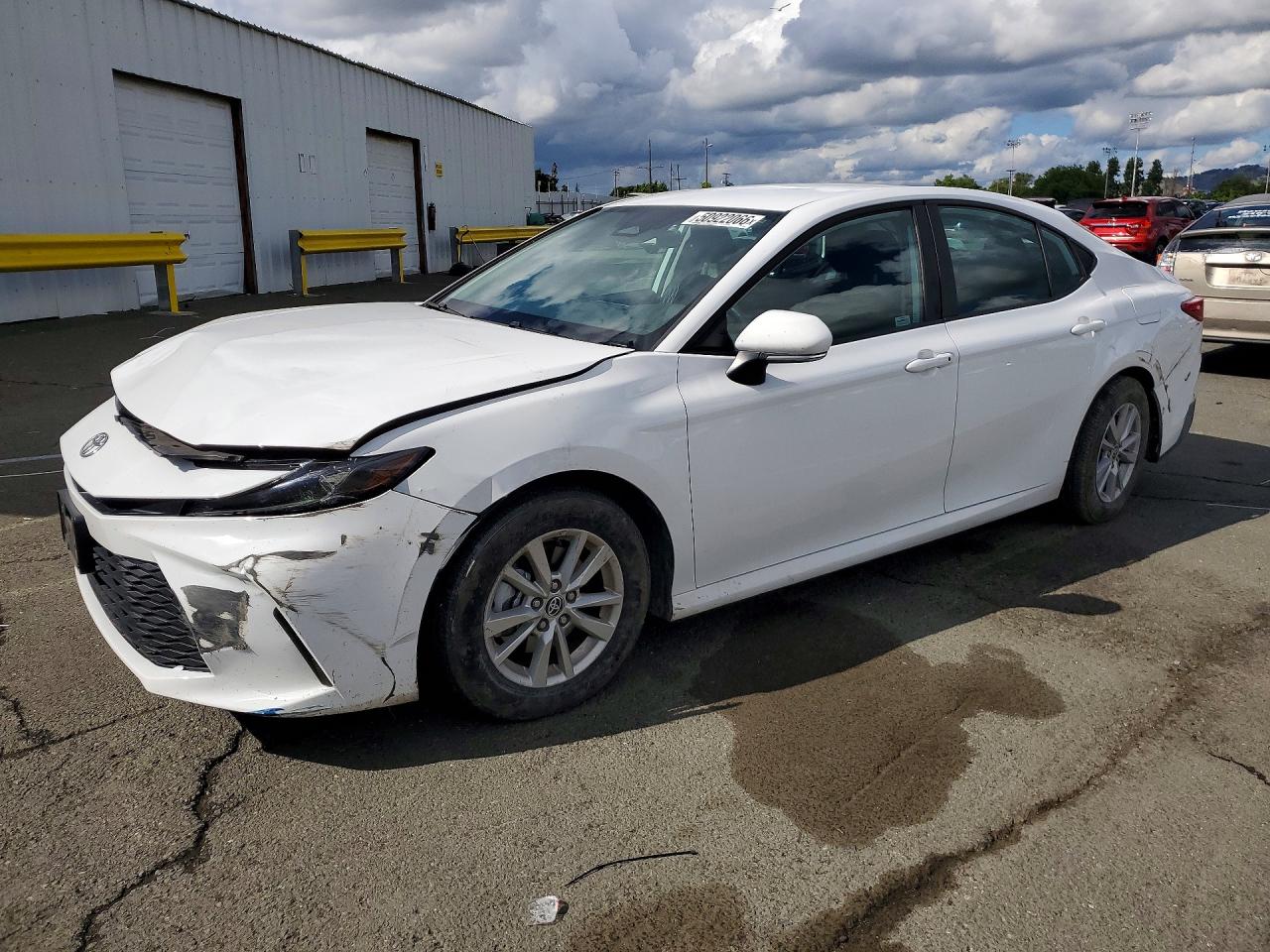 2025 TOYOTA CAMRY