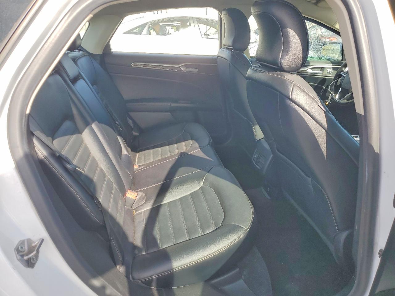 2017 FORD FUSION SE HYBRID photo 10