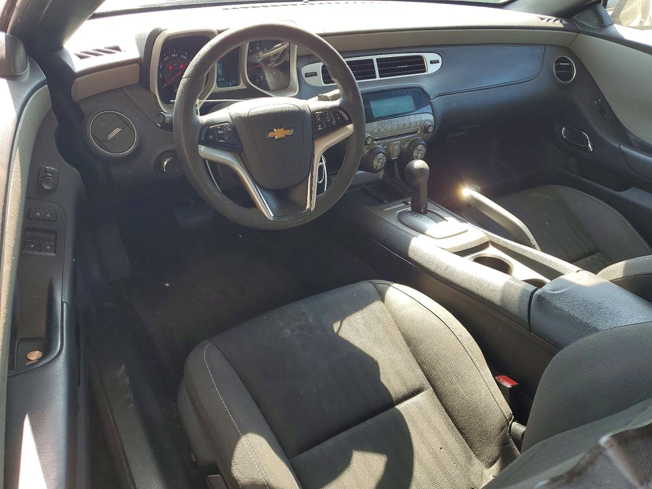 2015 CHEVROLET CAMARO LS photo 15