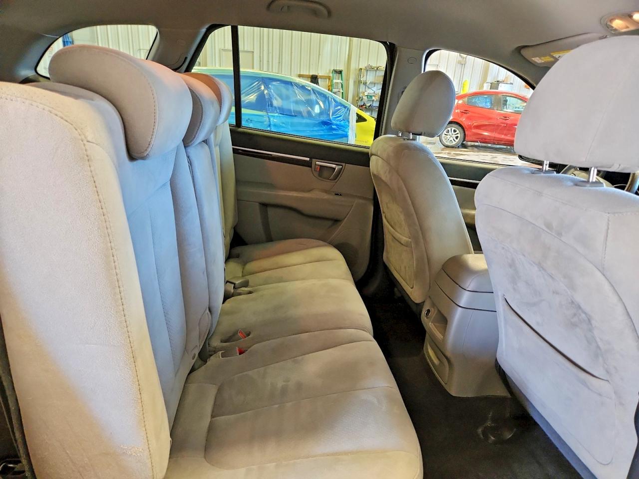 2009 HYUNDAI SANTA FE GLS photo 11