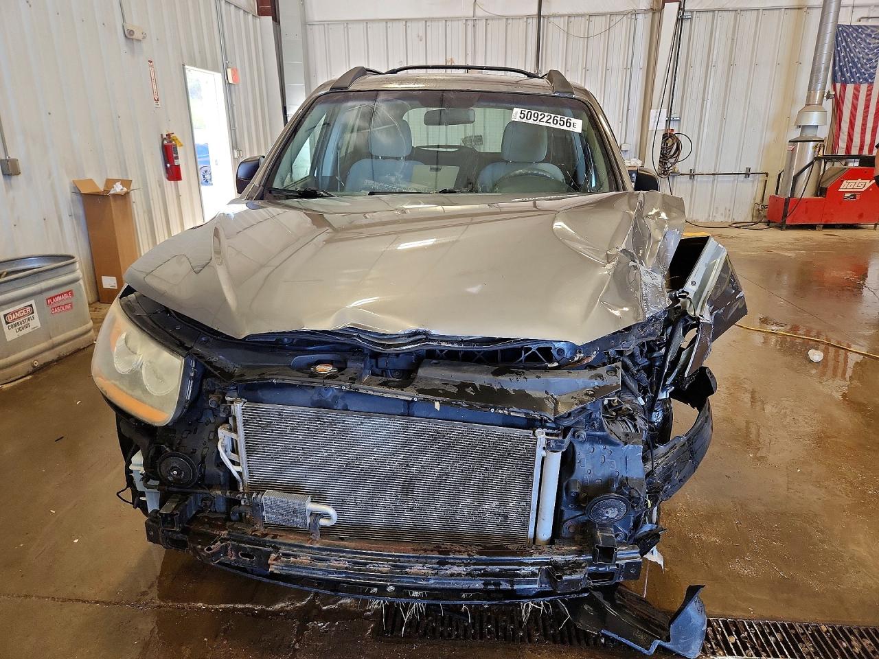 2009 HYUNDAI SANTA FE GLS photo 5
