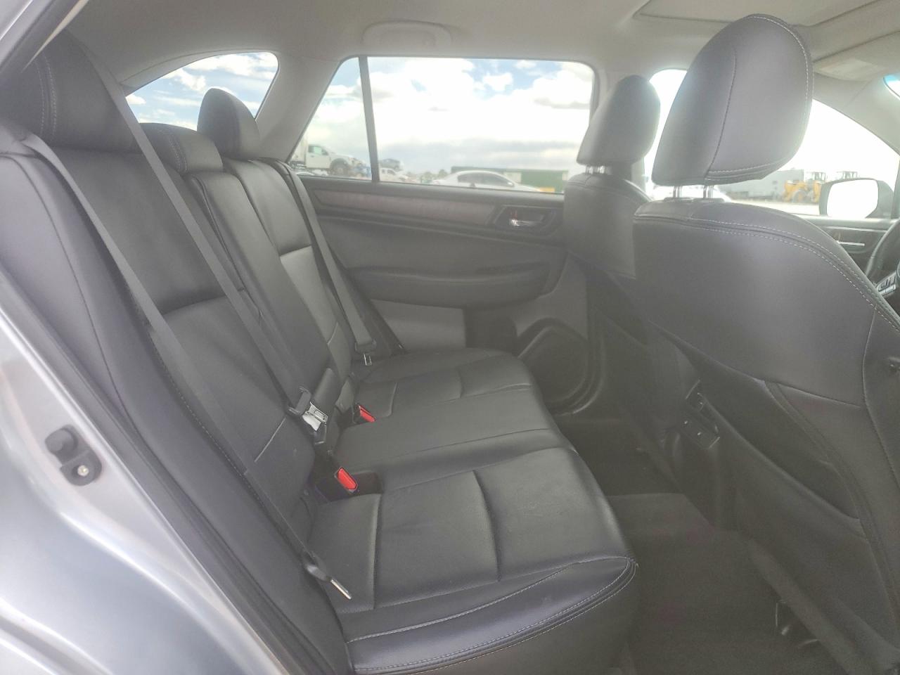 2015 SUBARU OUTBACK 2.5I LIMITED photo 31