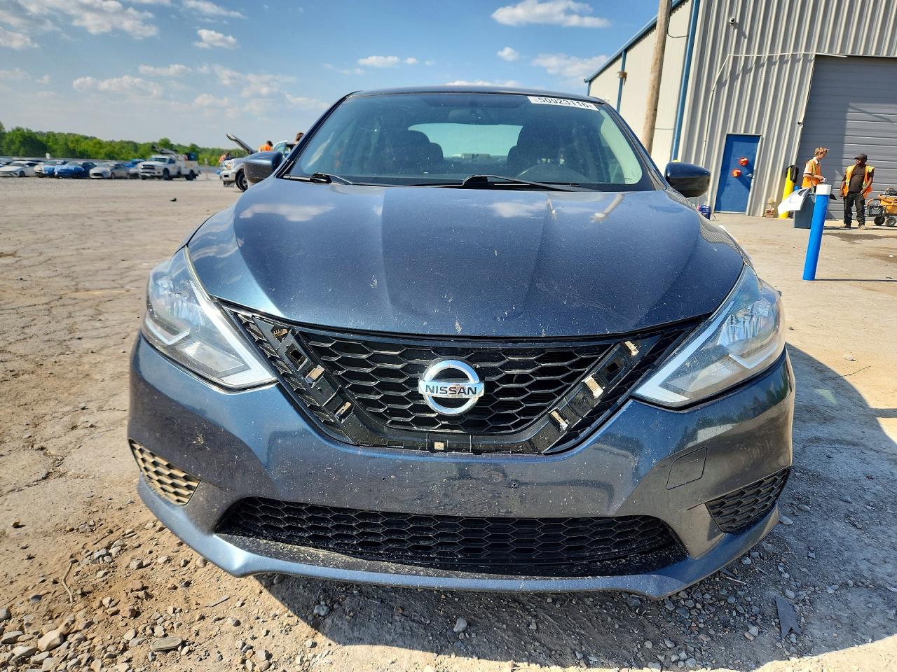 2016 NISSAN SENTRA SV photo 9