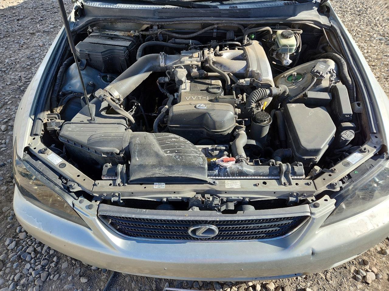 2001 LEXUS IS 300 photo 21