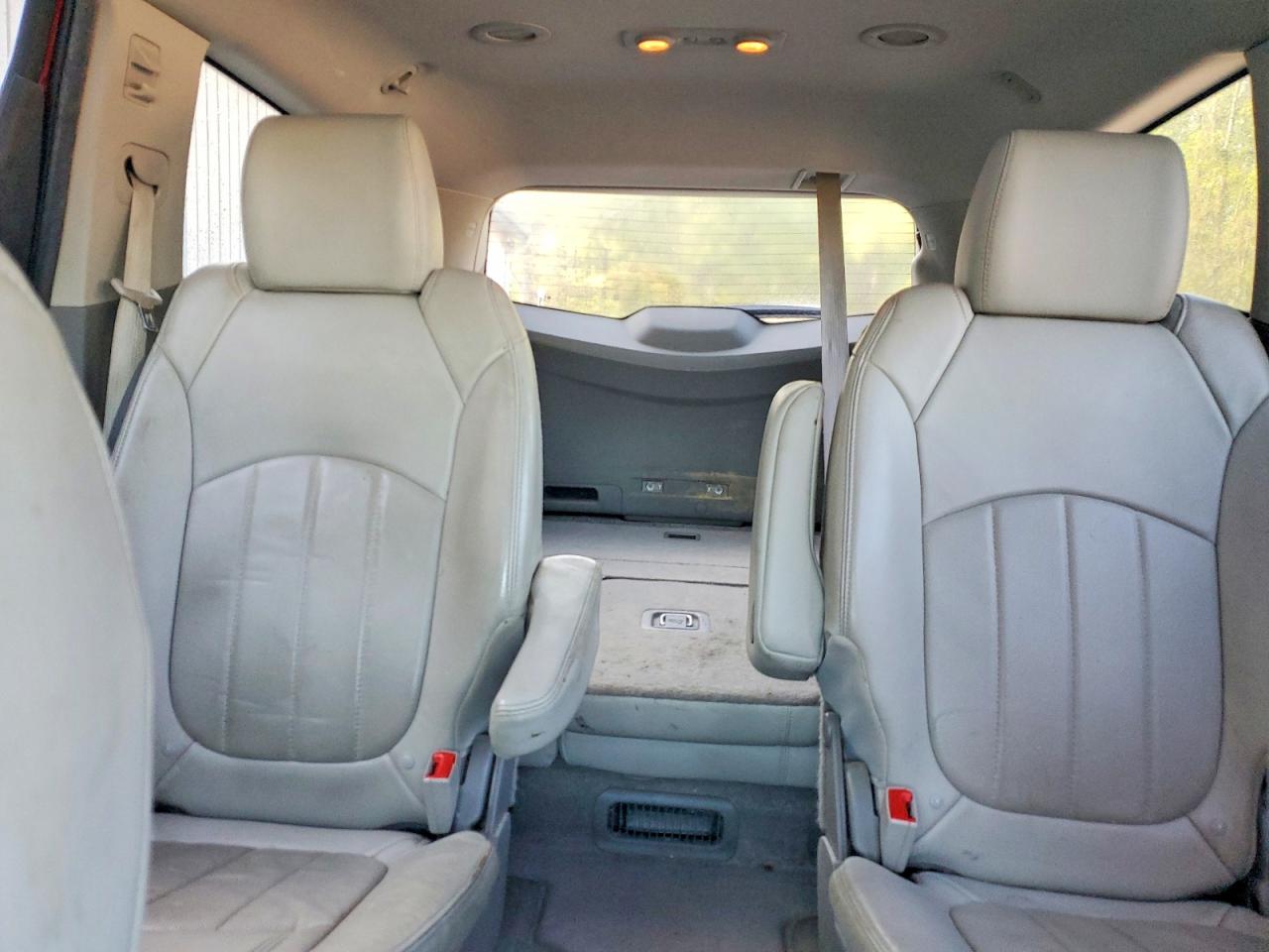 2014 CHEVROLET TRAVERSE LTZ photo 28