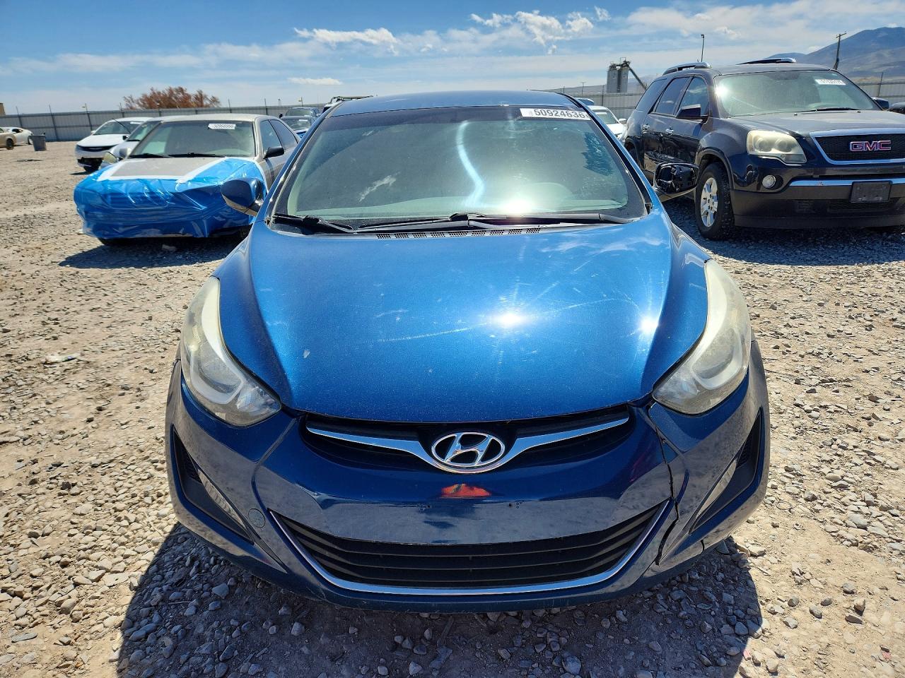 2015 HYUNDAI ELANTRA SE photo 9