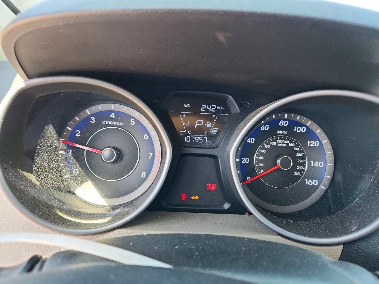 2015 HYUNDAI ELANTRA SE photo 17