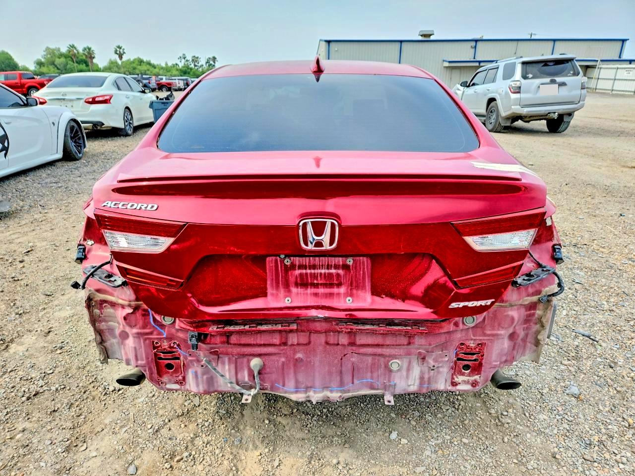 2018 HONDA ACCORD SPORT photo 16