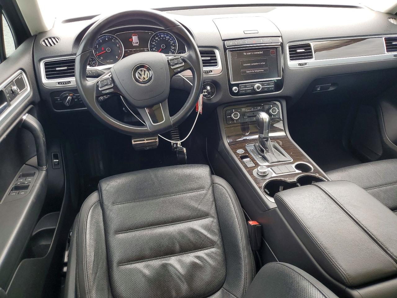 2017 VOLKSWAGEN TOUAREG EXECUTIVE photo 15