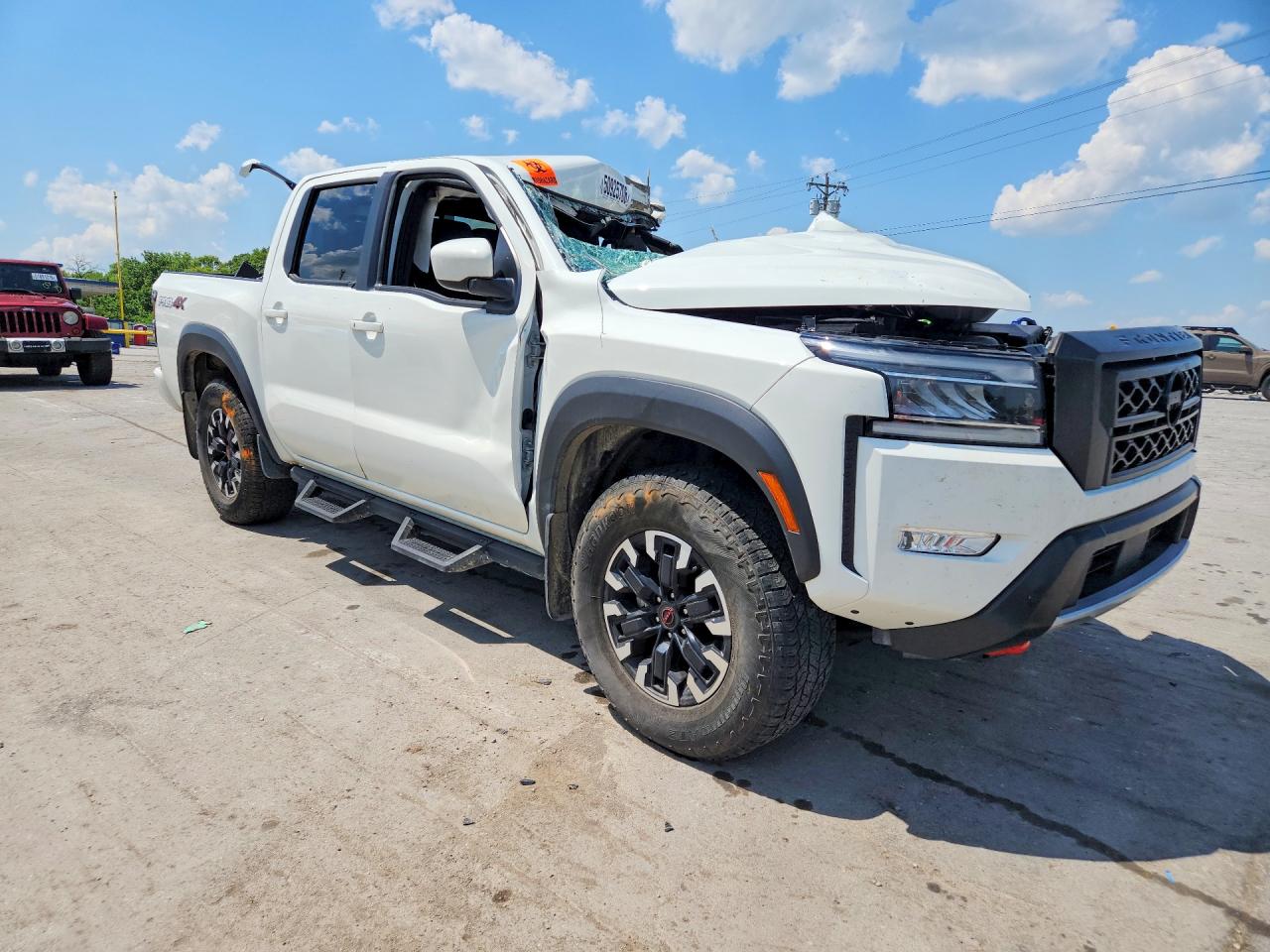 2024 NISSAN FRONTIER PRO-4X photo 7