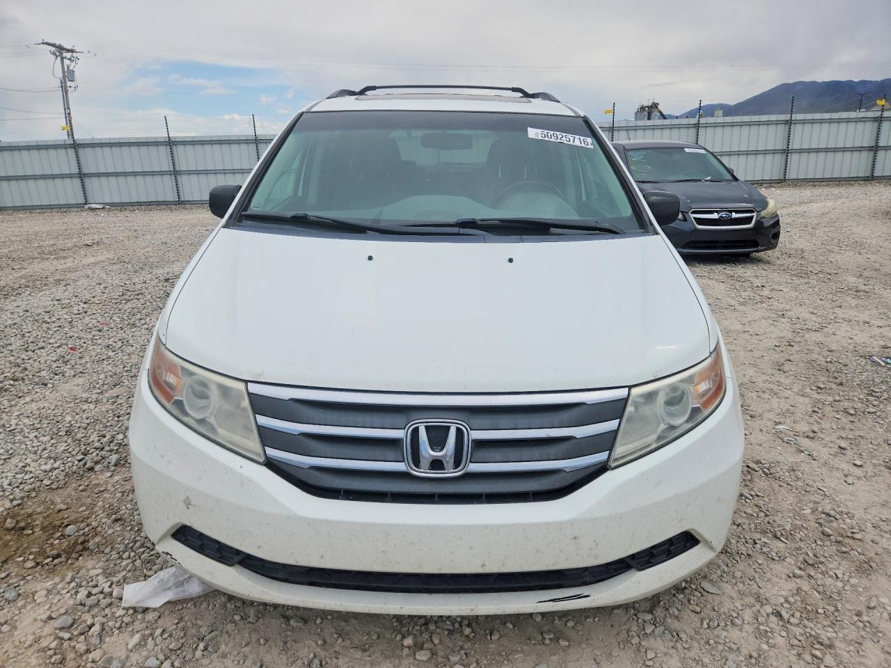2012 HONDA ODYSSEY EXL photo 9