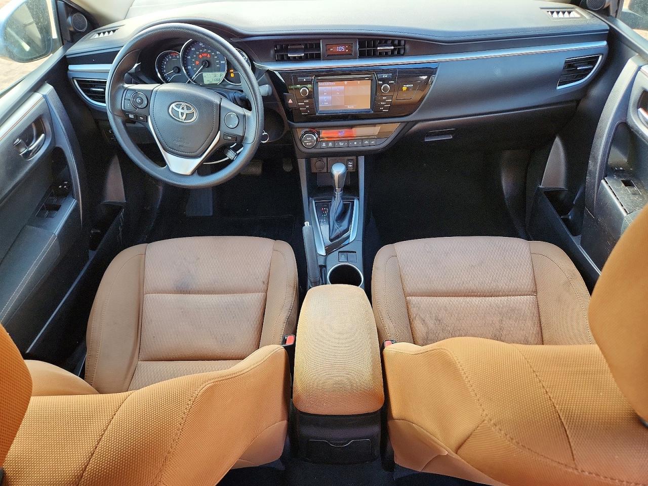 2015 TOYOTA COROLLA LE photo 15