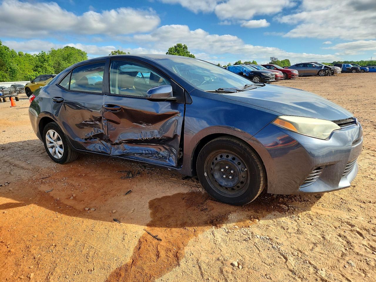 2015 TOYOTA COROLLA LE photo 7