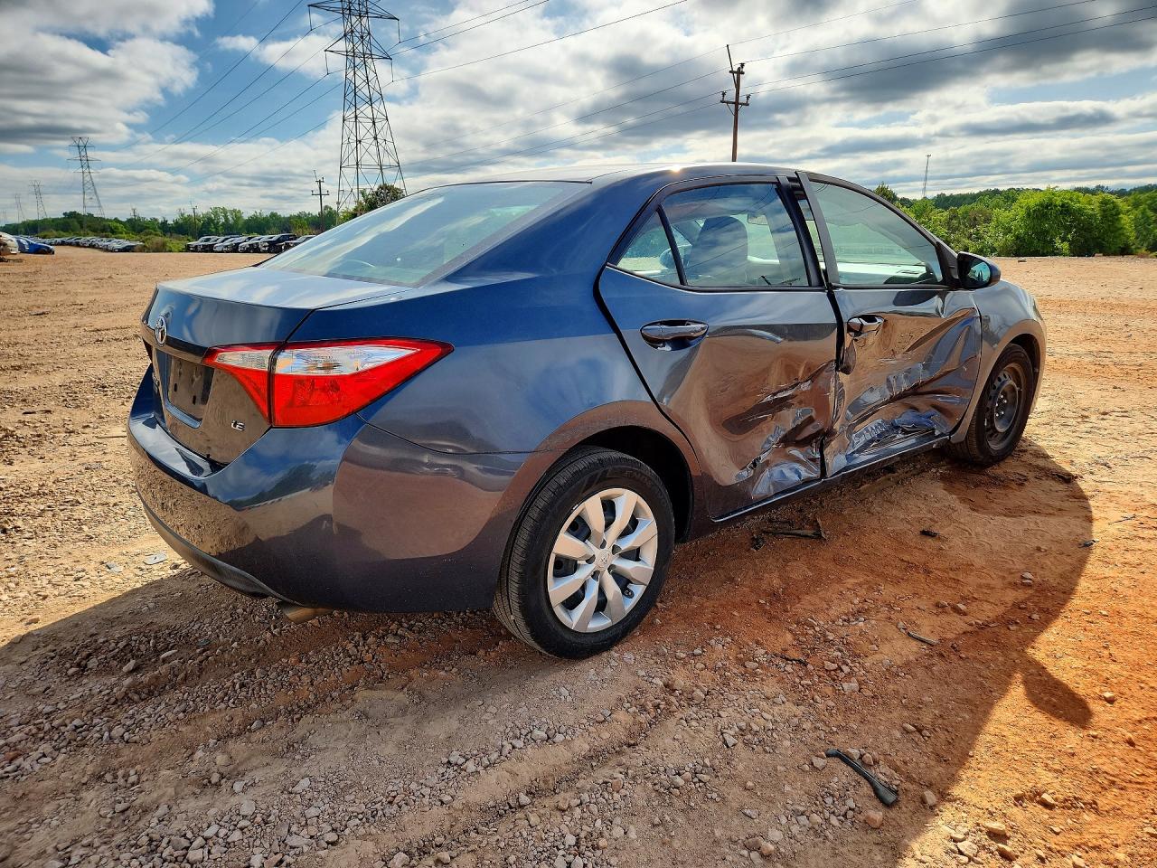 2015 TOYOTA COROLLA LE photo 5