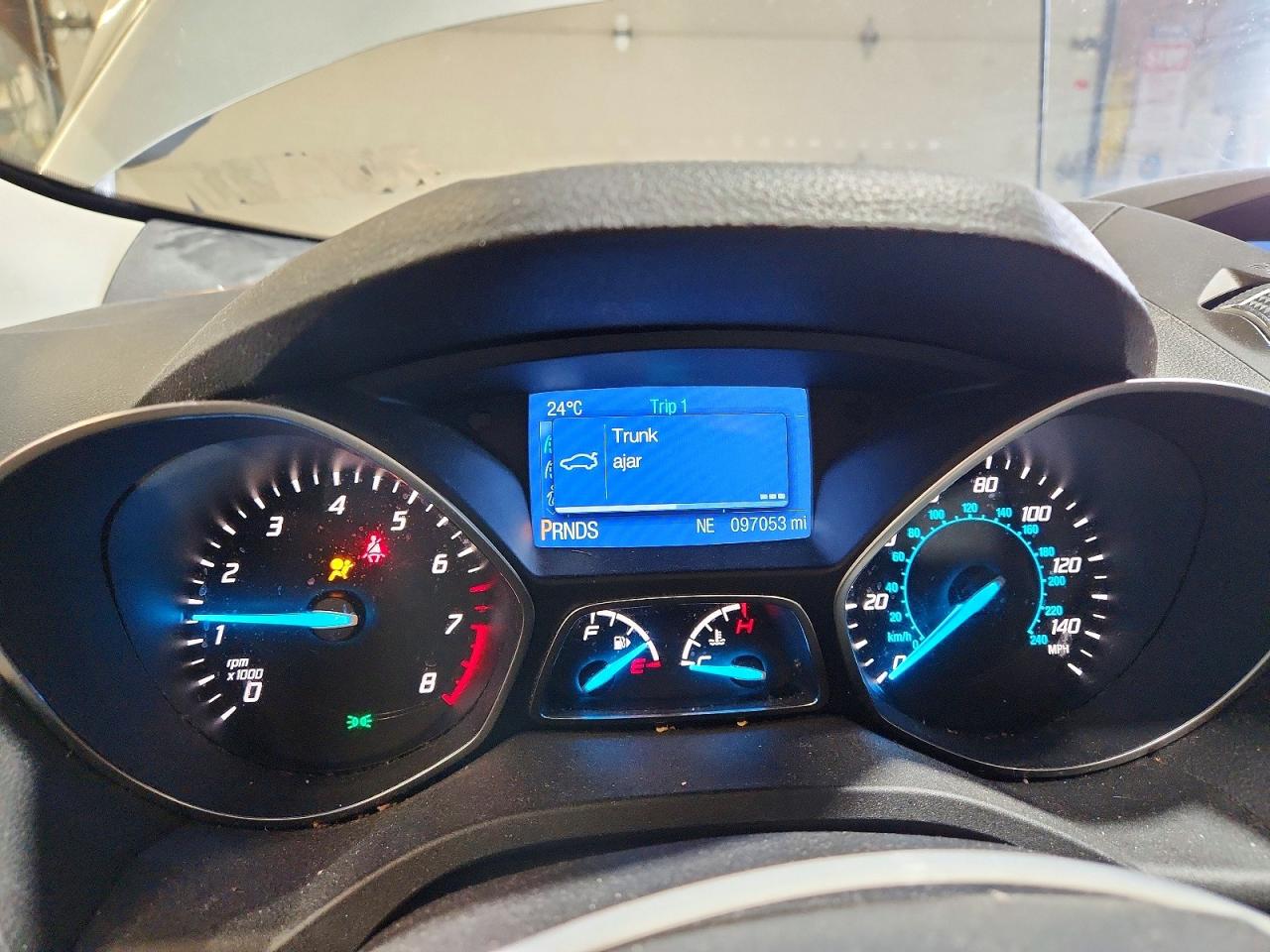 2015 FORD ESCAPE SE photo 9