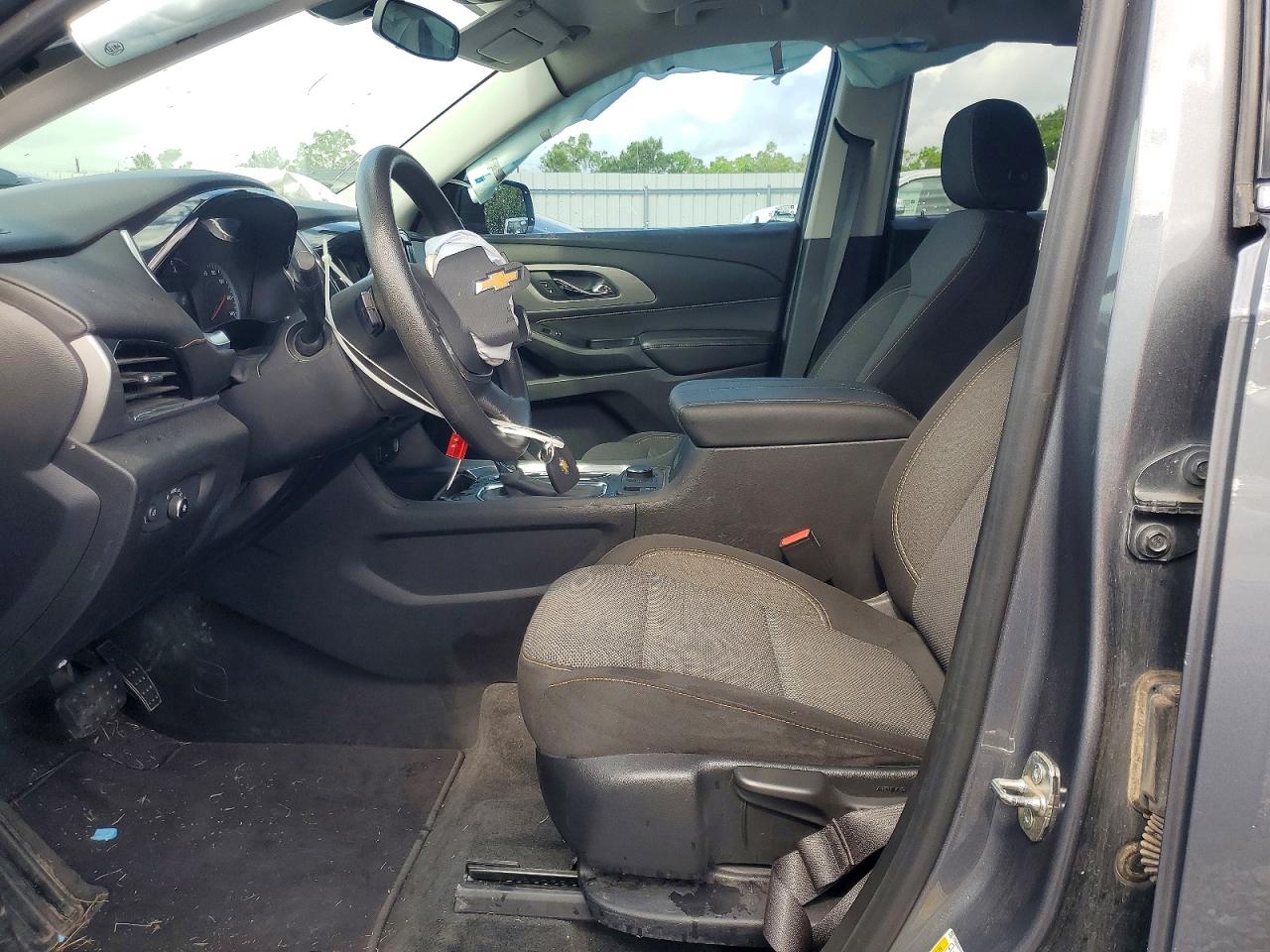 2020 CHEVROLET TRAVERSE LS photo 19