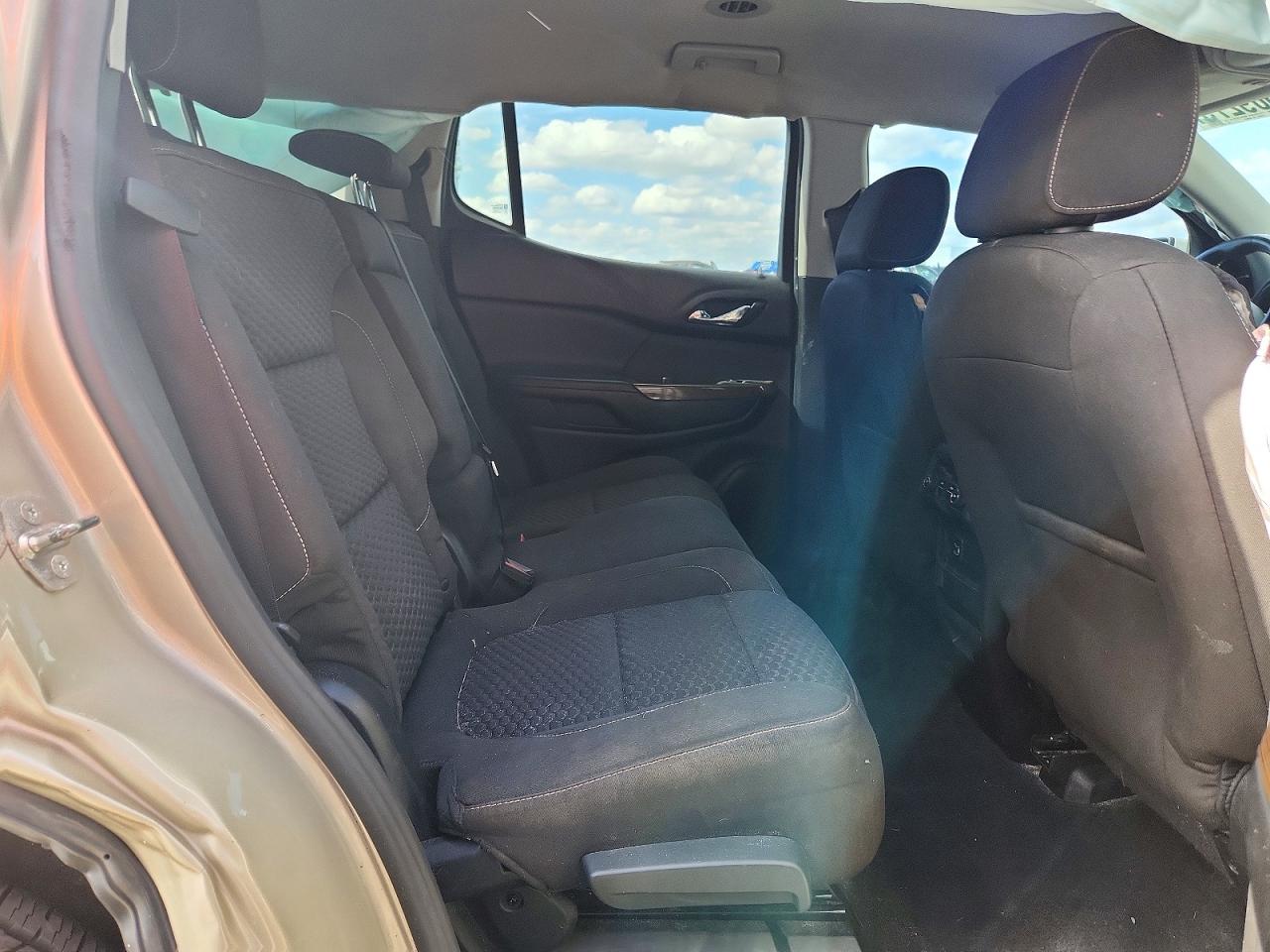 2017 GMC ACADIA SLE photo 21