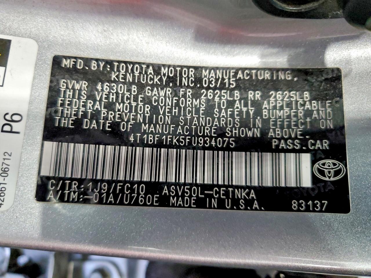 2015 TOYOTA CAMRY LE photo 13