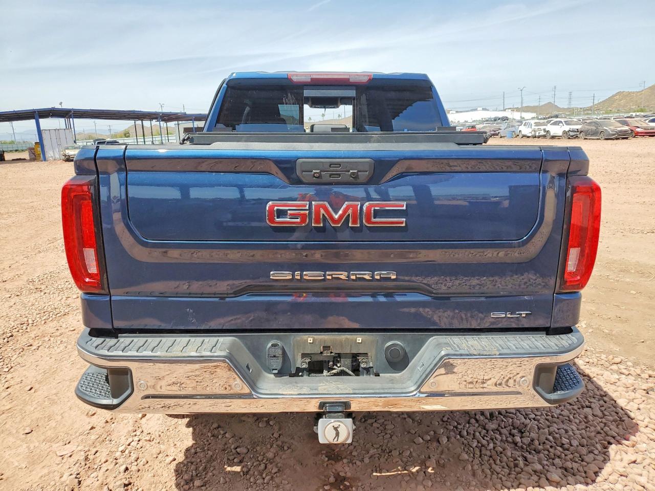 2020 GMC SIERRA K1500 SLT photo 6