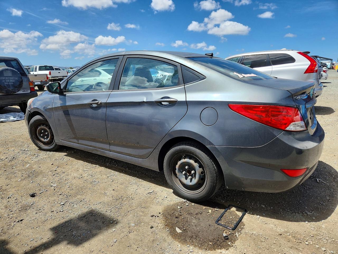 2012 HYUNDAI ACCENT GLS photo 3