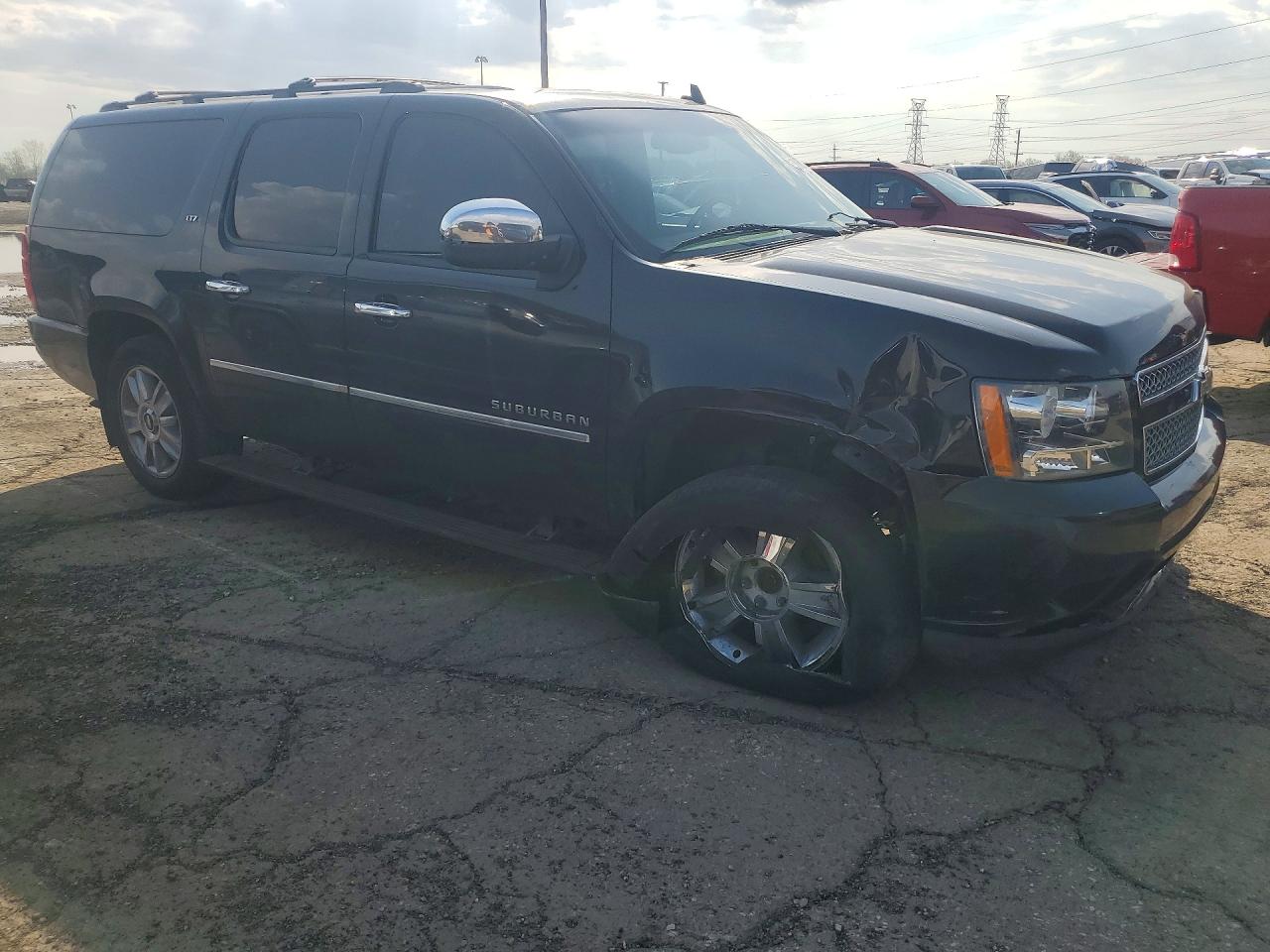 2010 CHEVROLET SUBURBAN K1500 LTZ photo 4