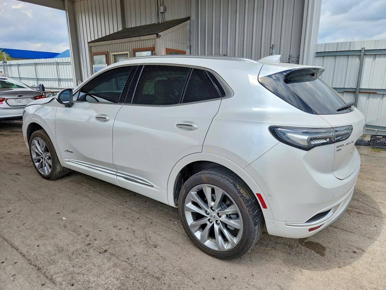 2023 BUICK ENVISION AVENIR photo 4