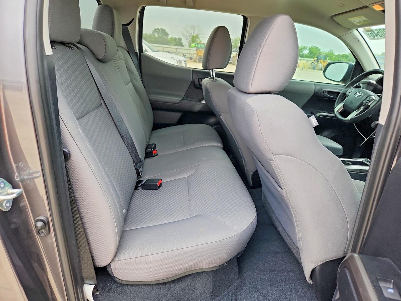 2021 TOYOTA TACOMA SR5 V6 photo 19
