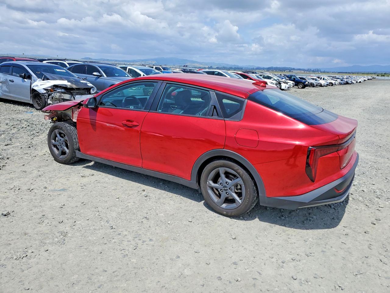 2025 KIA K4 LXS photo 3