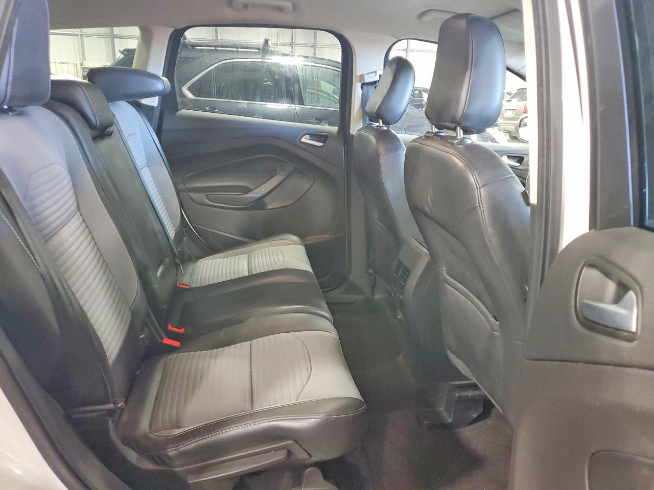 2019 FORD ESCAPE SE photo 21