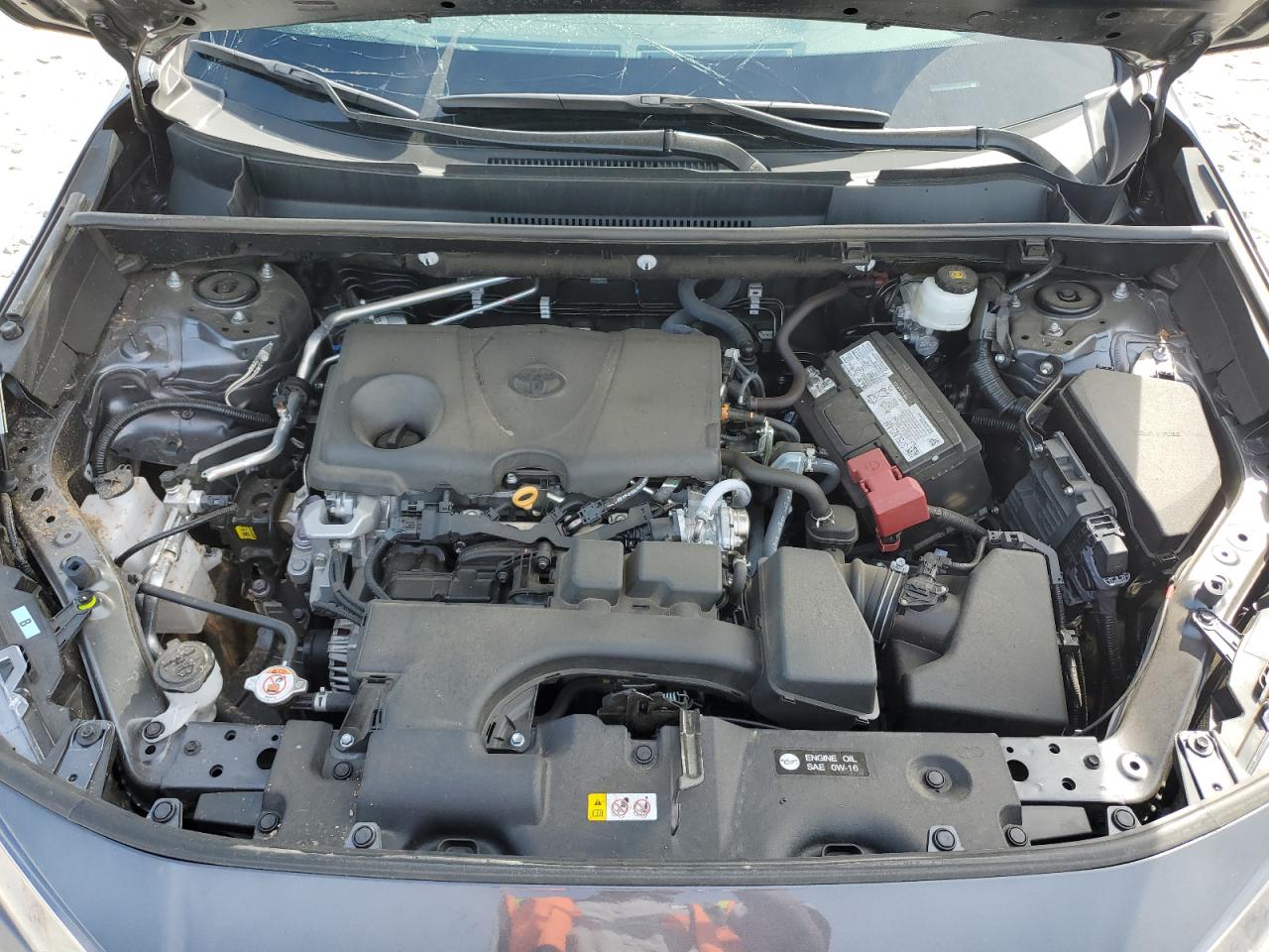 2022 TOYOTA RAV4 LE photo 21