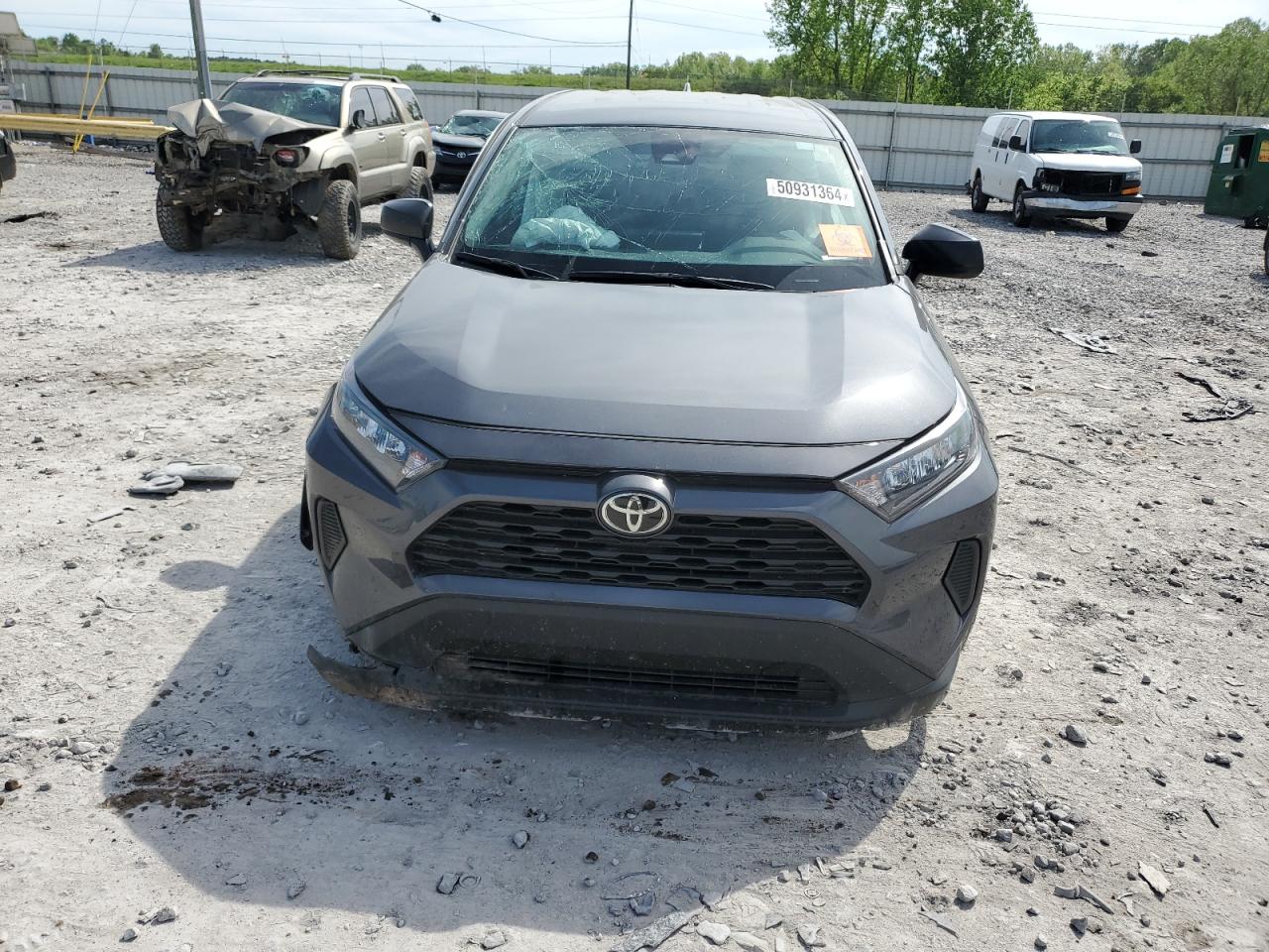 2022 TOYOTA RAV4 LE photo 9