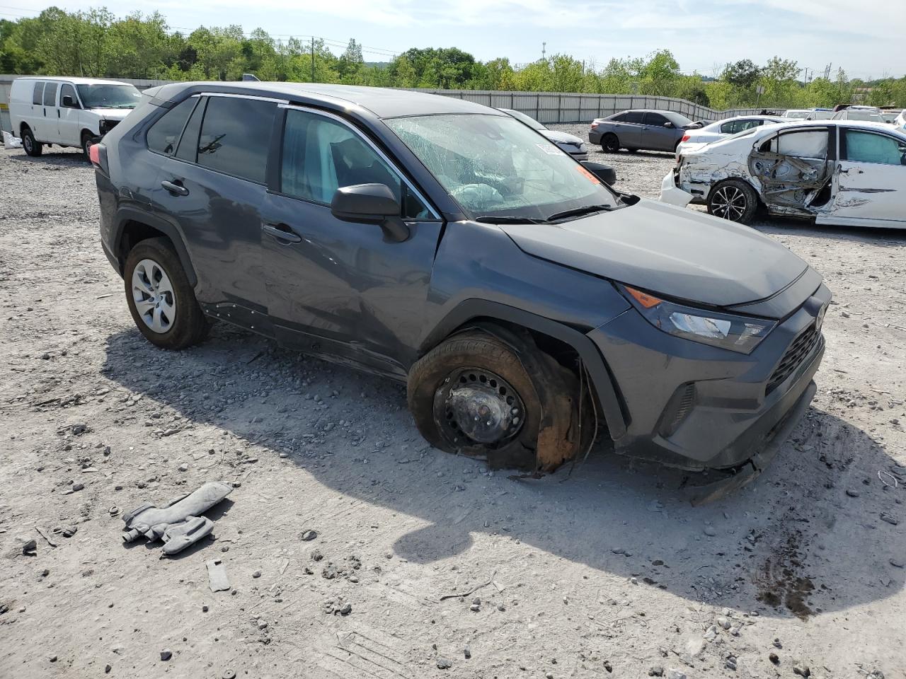 2022 TOYOTA RAV4 LE photo 7
