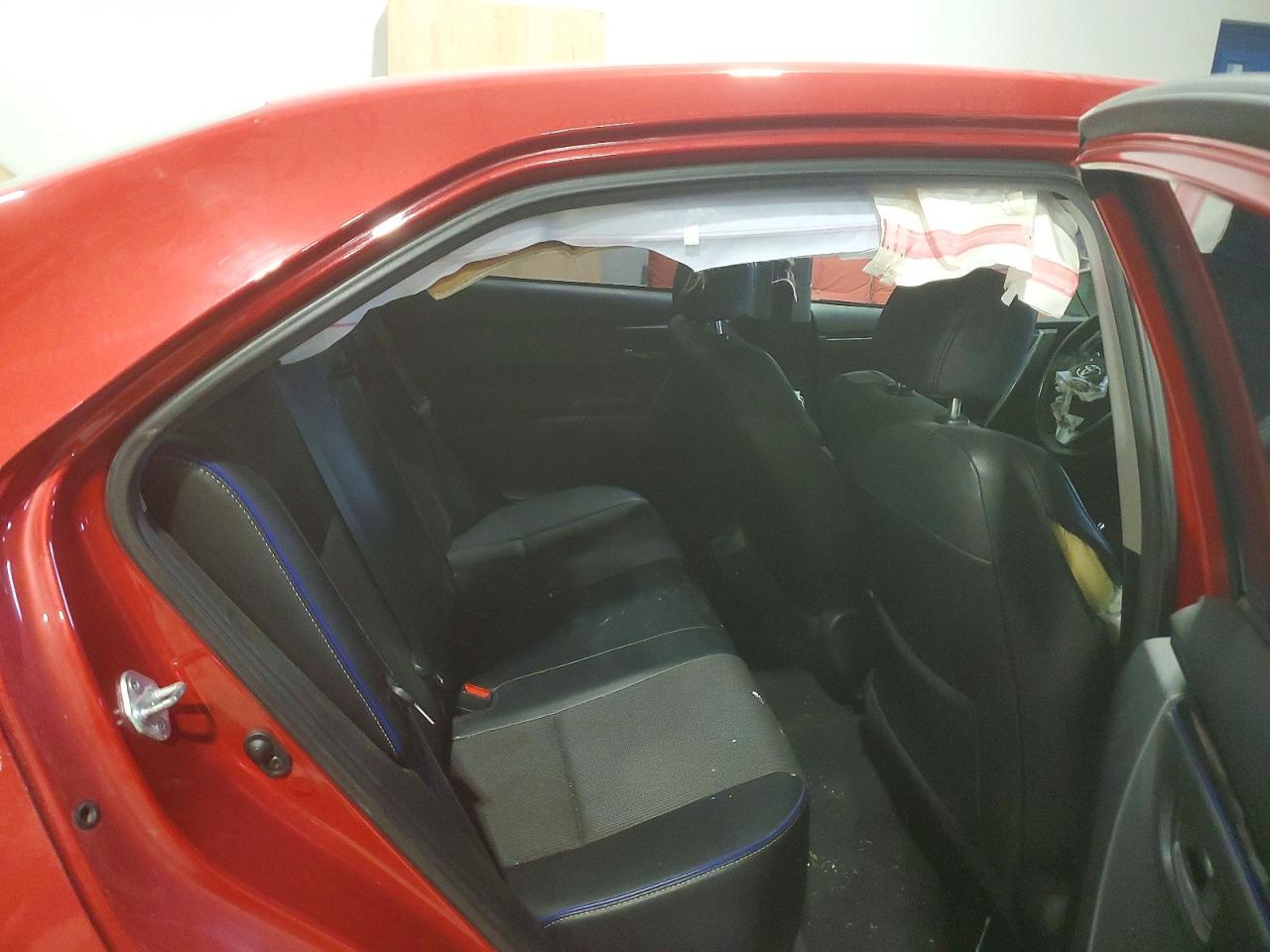 2017 TOYOTA COROLLA L photo 19
