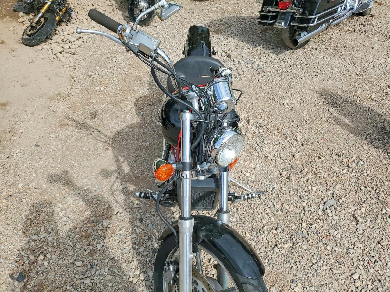 2005 HONDA VT1100 C photo 9