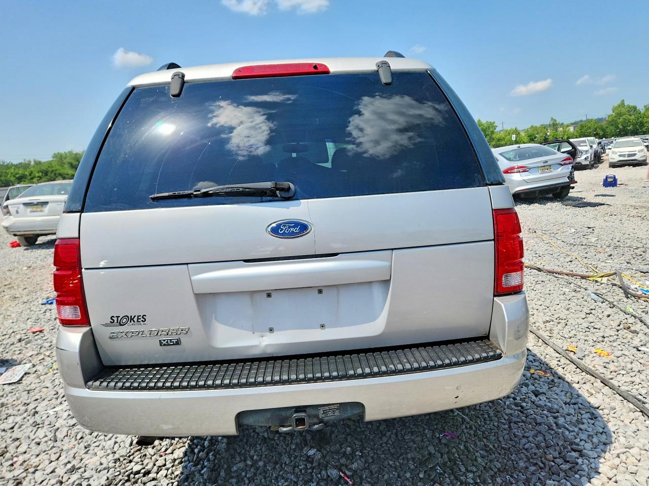 2004 FORD EXPLORER XLT photo 11