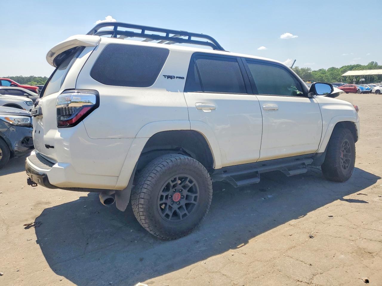 2022 TOYOTA 4RUNNER TRD PRO photo 5
