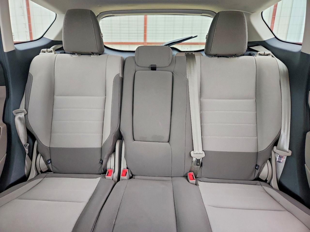 2016 FORD ESCAPE SE photo 19