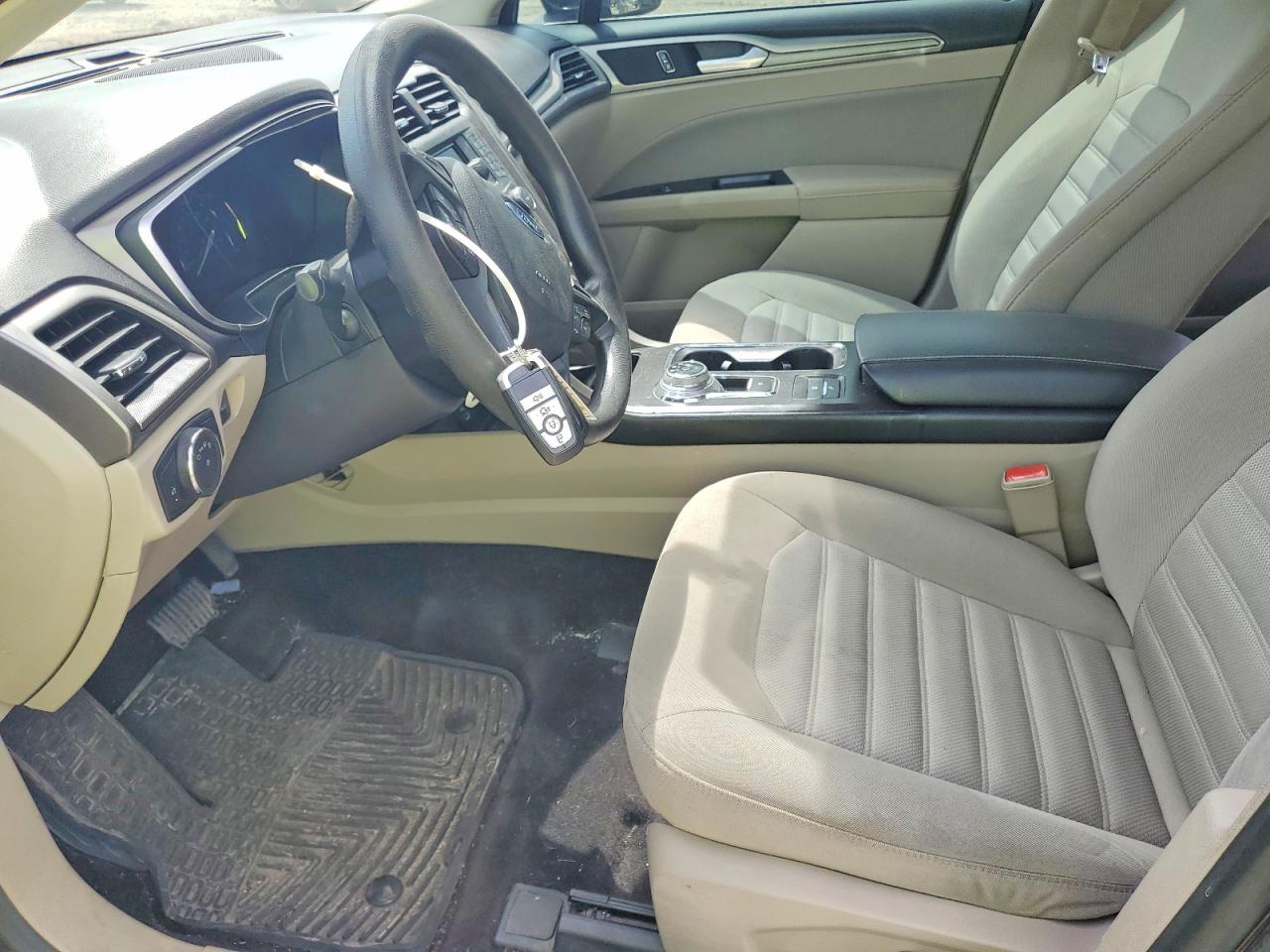 2017 FORD FUSION SE HYBRID photo 19