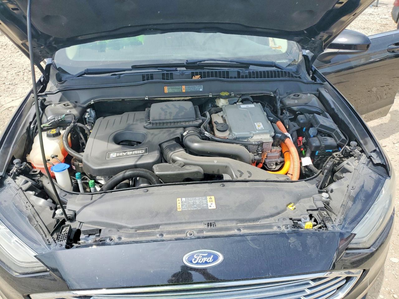 2017 FORD FUSION SE HYBRID photo 31