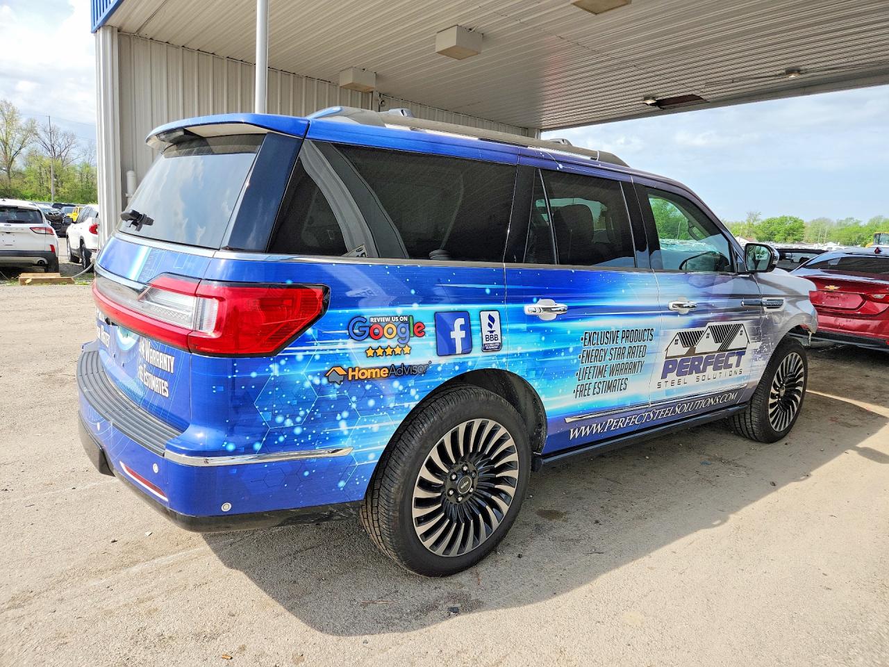 2019 LINCOLN NAVIGATOR BLACK LABEL photo 7