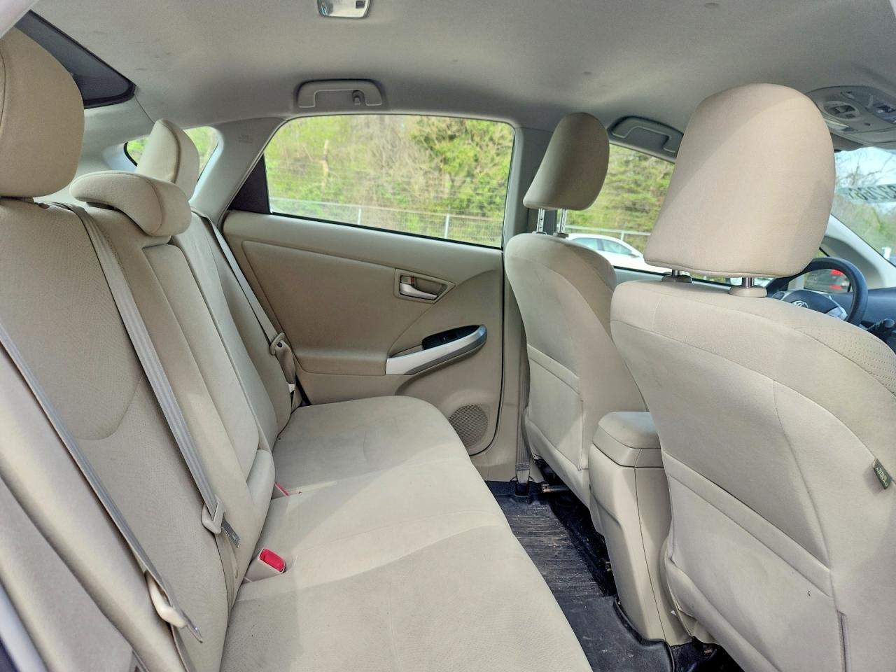 2013 TOYOTA PRIUS THREE photo 19