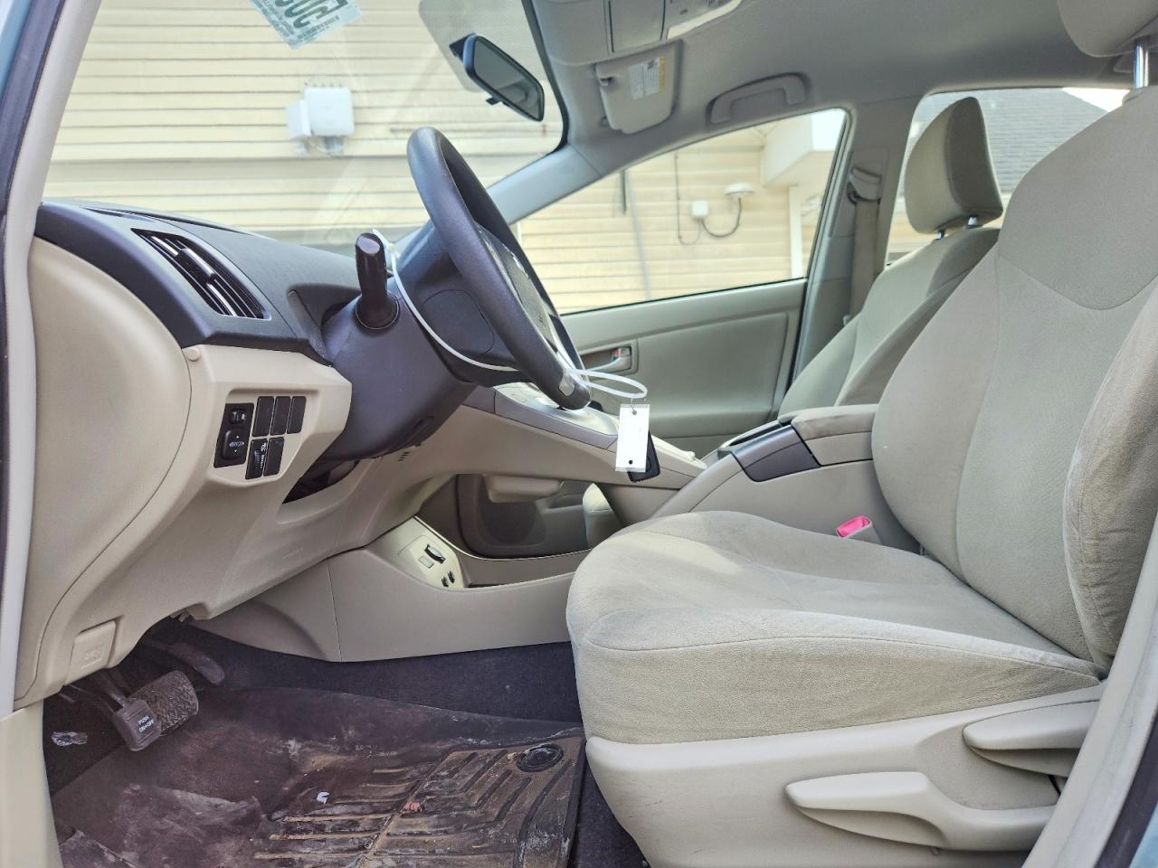 2013 TOYOTA PRIUS THREE photo 13