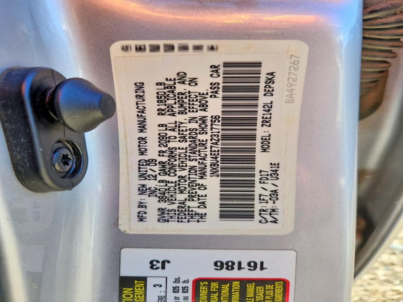 2010 TOYOTA COROLLA S photo 34