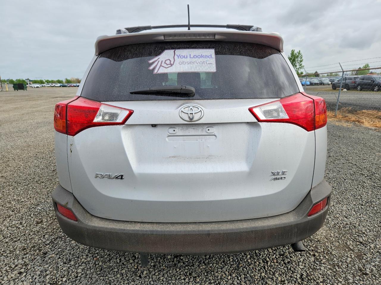 2015 TOYOTA RAV4 XLE photo 11