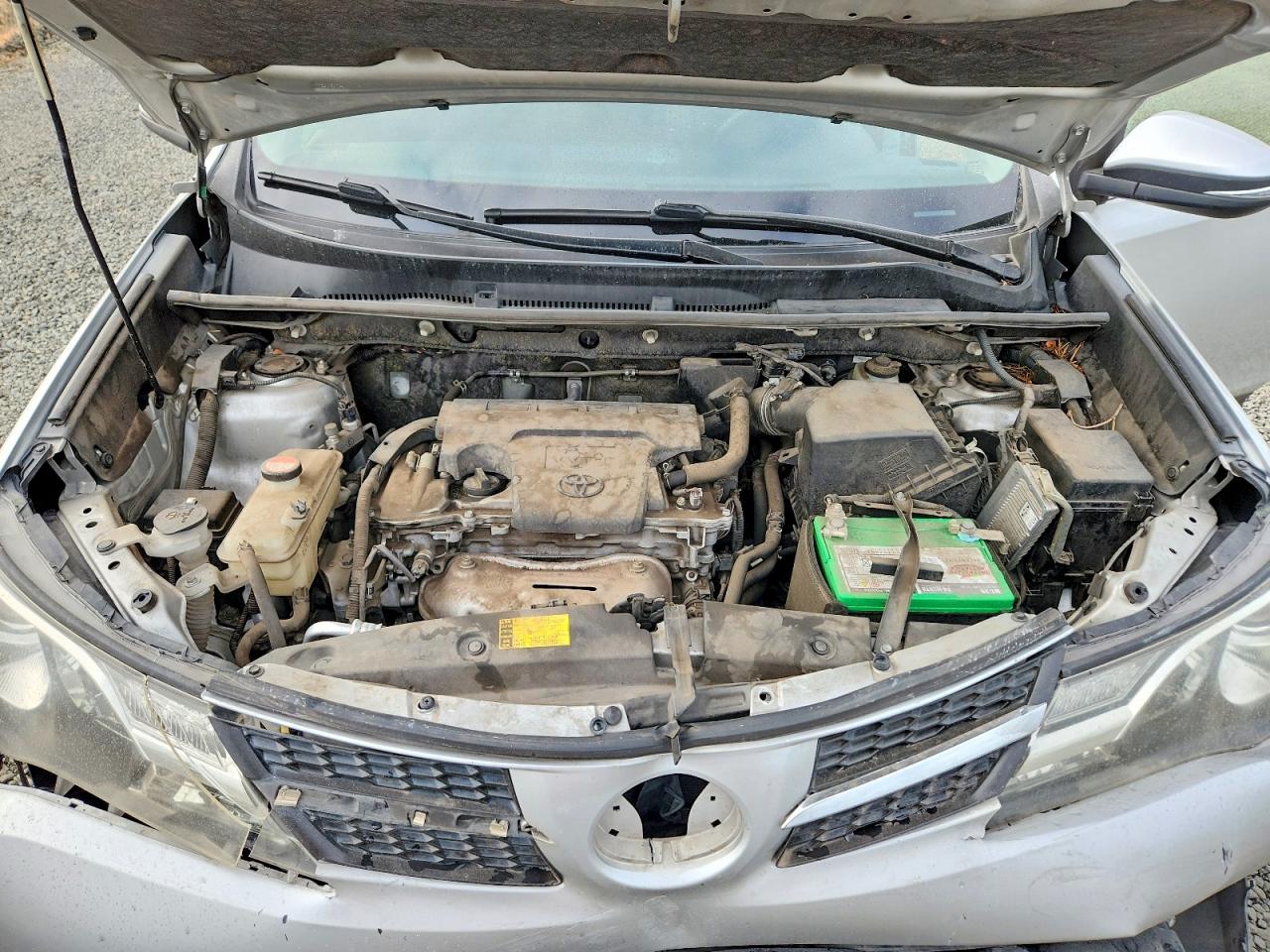 2015 TOYOTA RAV4 XLE photo 23