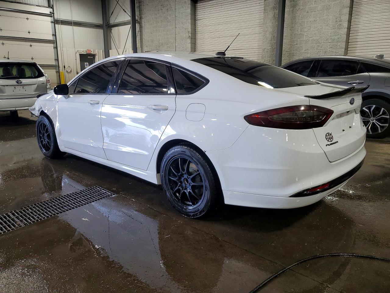 2016 FORD FUSION SE photo 3